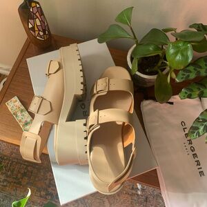 Brand new never worn Clergerie Paris Chunky Sandals s39.5